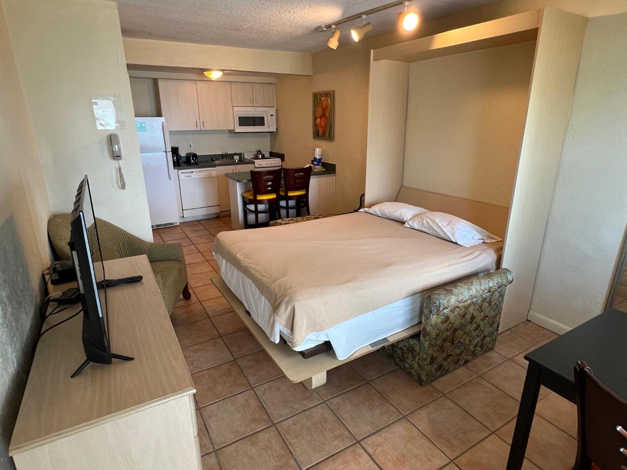 Enchanted Isle Hollywood Beach Resort Экстерьер фото